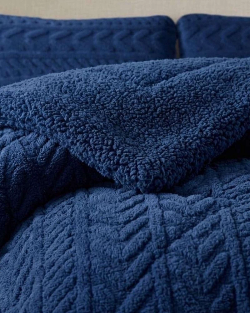 COBERTOR ELEGANTE DE INVIERNO CON CHIPORRO 2 PLZ 01 - 2