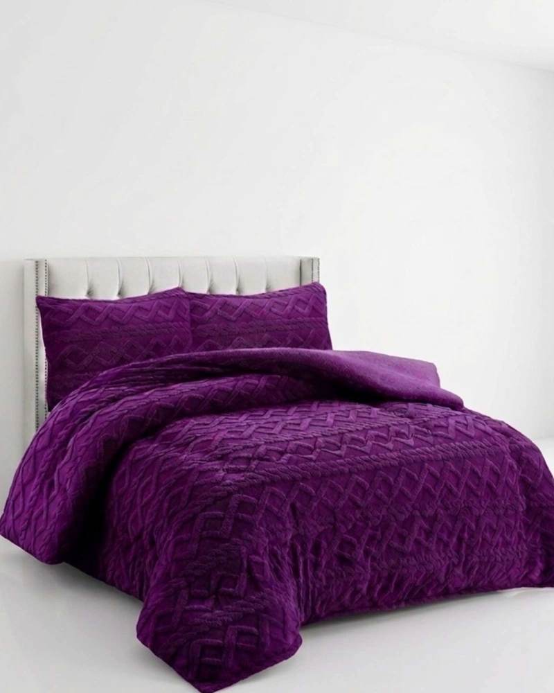 JUEGO DE CUBRECAMA SHERPA CON RELIEVE TRENZADO  KING - 4