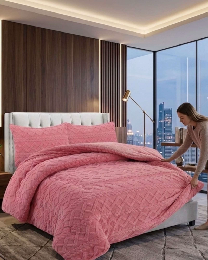 JUEGO DE CUBRECAMA SHERPA CON RELIEVE TRENZADO  2 PLAZAS - 2