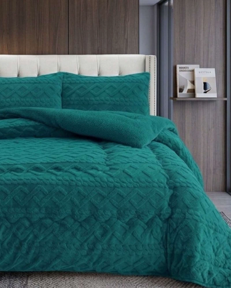 JUEGO DE CUBRECAMA SHERPA CON RELIEVE TRENZADO  KING - 1