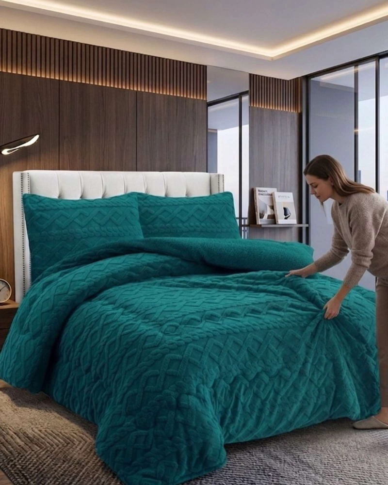 JUEGO DE CUBRECAMA SHERPA CON RELIEVE TRENZADO  KING - 2