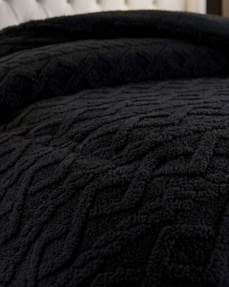 JUEGO DE CUBRECAMA SHERPA CON RELIEVE TRENZADO  PLAZA Y MEDIA - 6