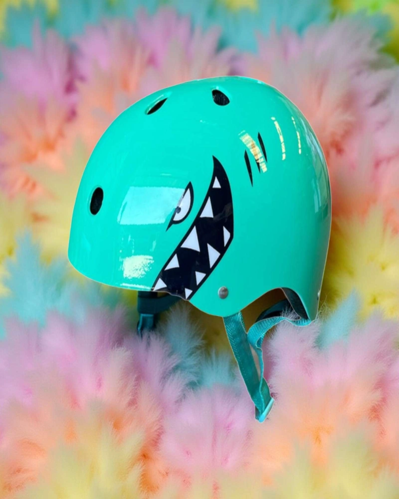 CASCO INFANTIL ESTILO URBANO LIGERO, RESISTENTE Y AJUSTABLE - 5