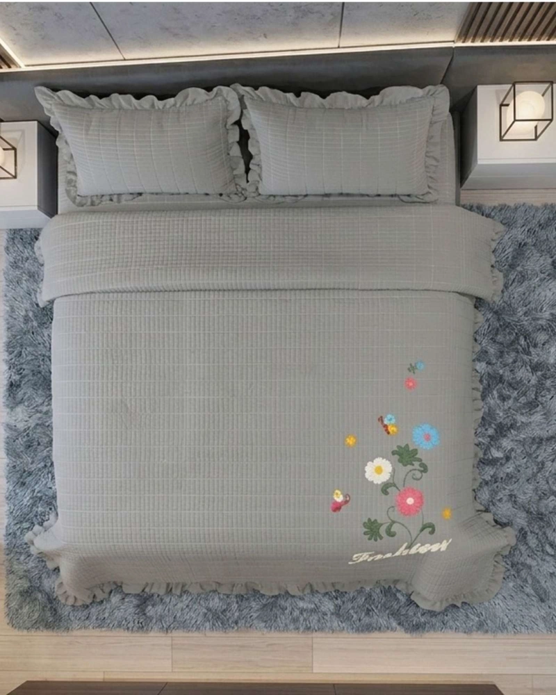 QUILT CUBRECAMA  VERANO ESTAMPADO FLORAL CON BOBOS 2 PLAZAS - 6