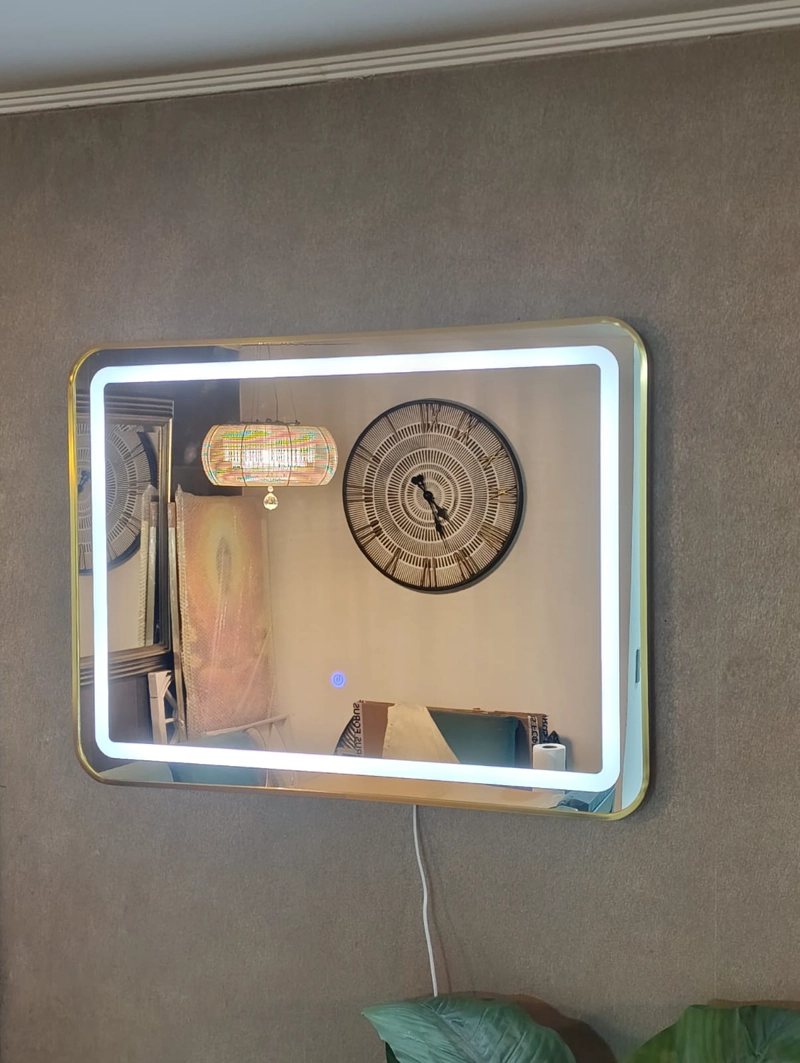 ESPEJO LED RECTANGULAR HORIZONTAL TOUCH 3 TONOS LUZ 80X60 MARCO DORADO METAL - 5