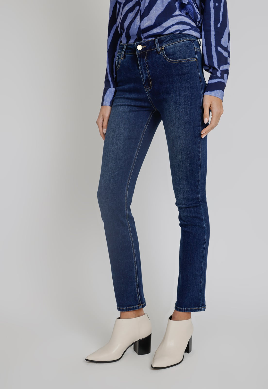JEANS DE MUJER MODELO CHARLOT COLOR AZUL - 1