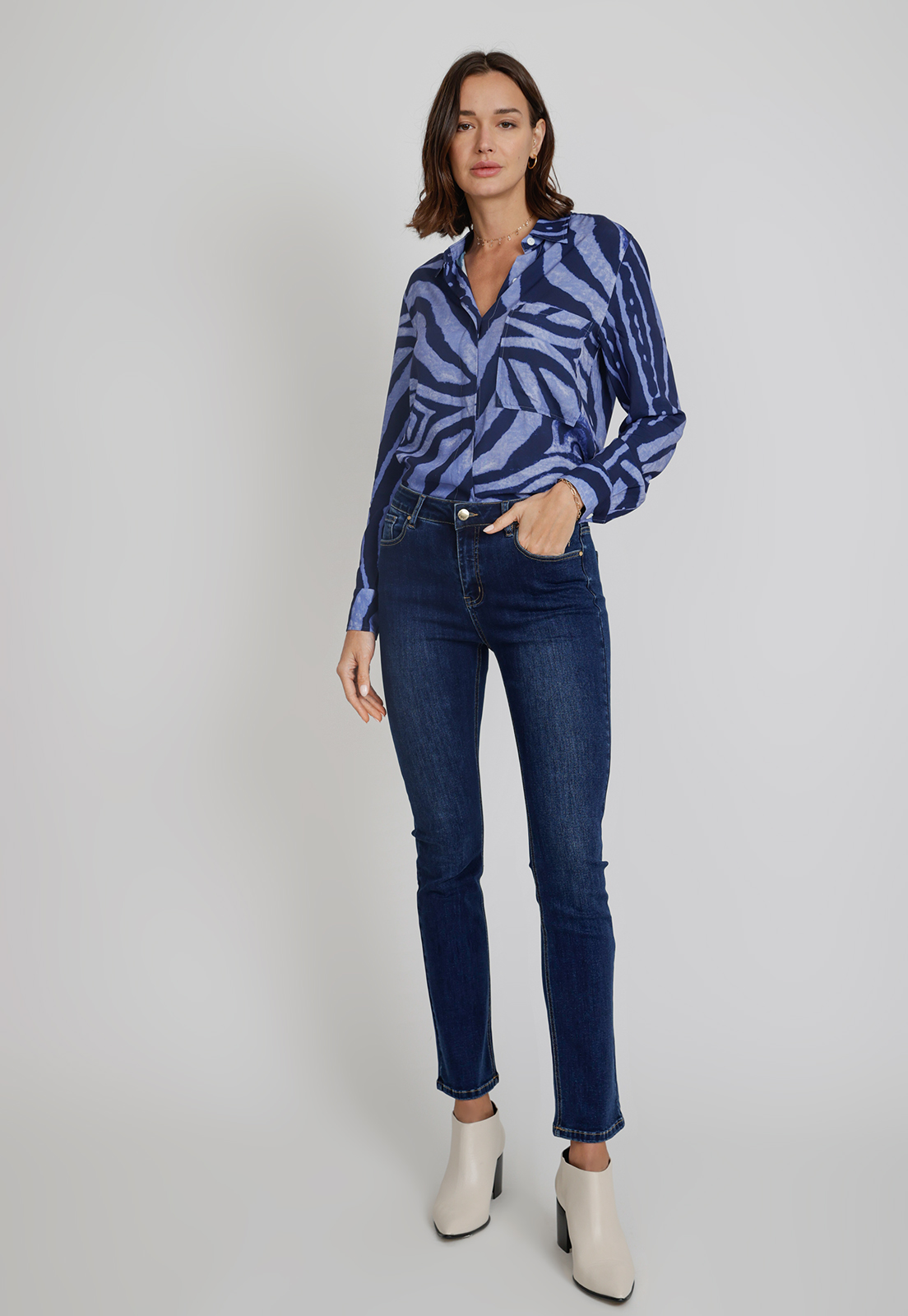 JEANS DE MUJER MODELO CHARLOT COLOR AZUL - 4