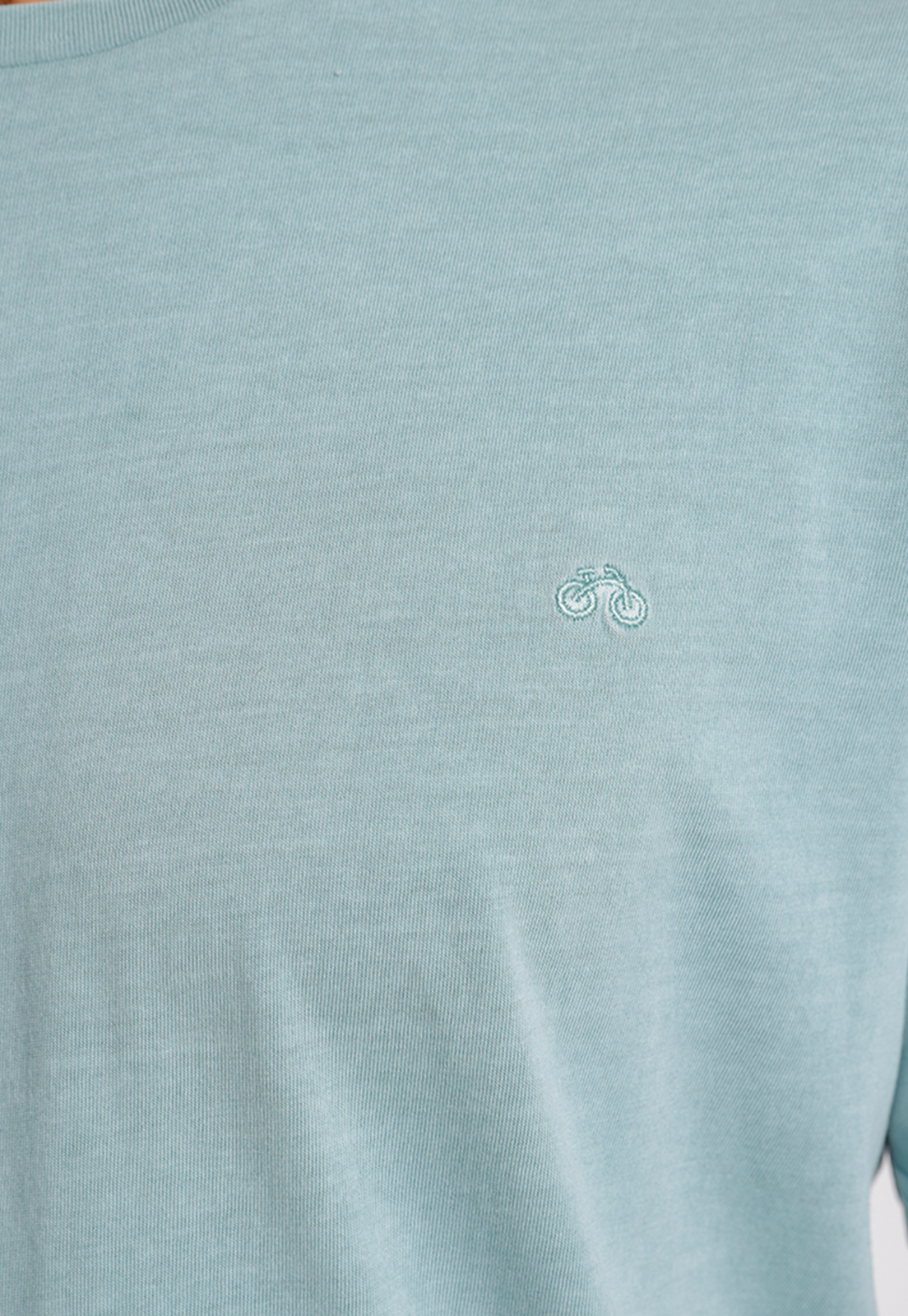POLERA HOMBRE SLIM FIT MIKLOS ALGODON VERDE - 3