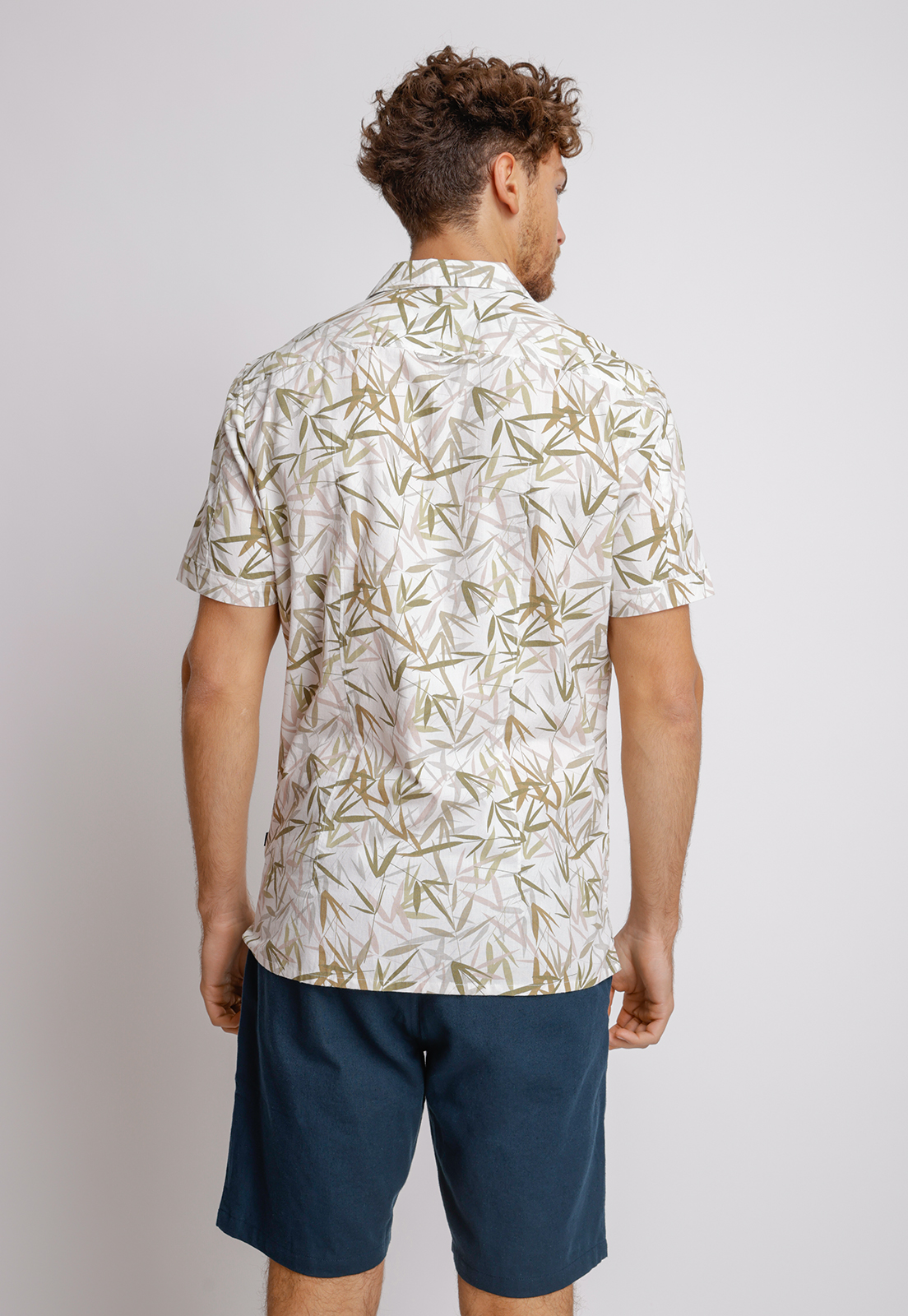 CAMISA MANGA CORTA HOMBRE RELAXED FIT BUCK ALGODON VERDE - 2