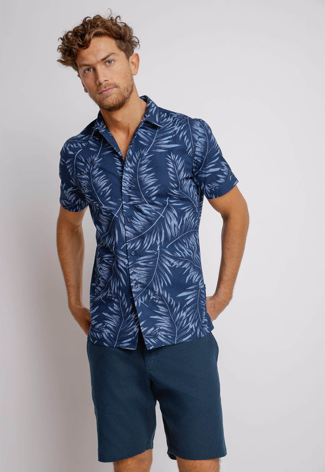 CAMISA MANGA CORTA HOMBRE RELAXED FIT BUCK ALGODON AZUL MARINO - 1