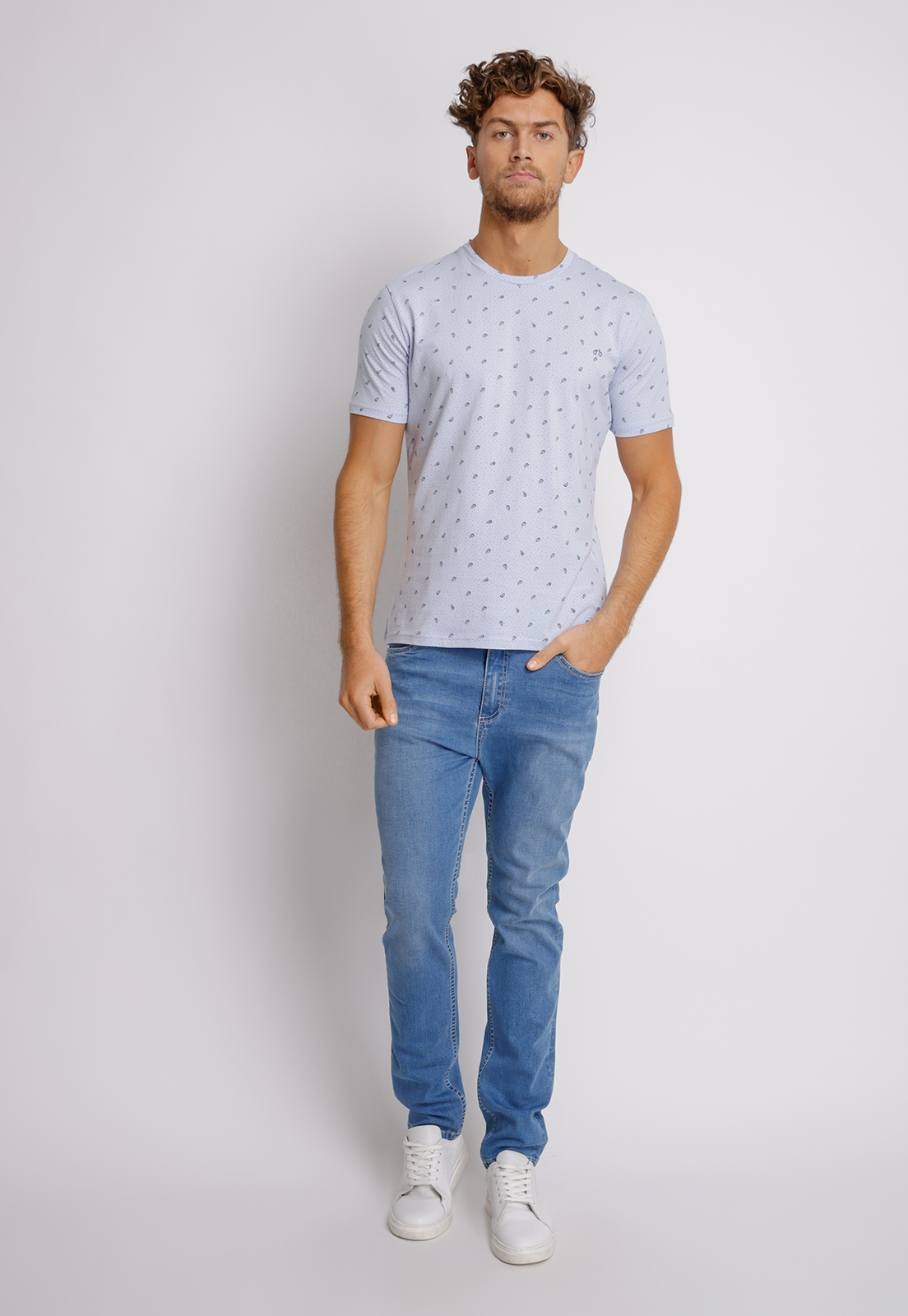 POLERA HOMBRE SLIM FIT MIQUELE ALGODON CELESTE - 4