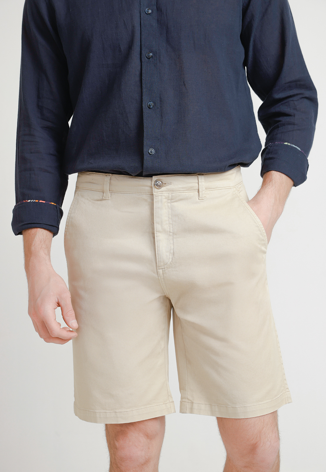 BERMUDA HOMBRE ALGODON LISO SLIM VALERIO BEIGE - 1