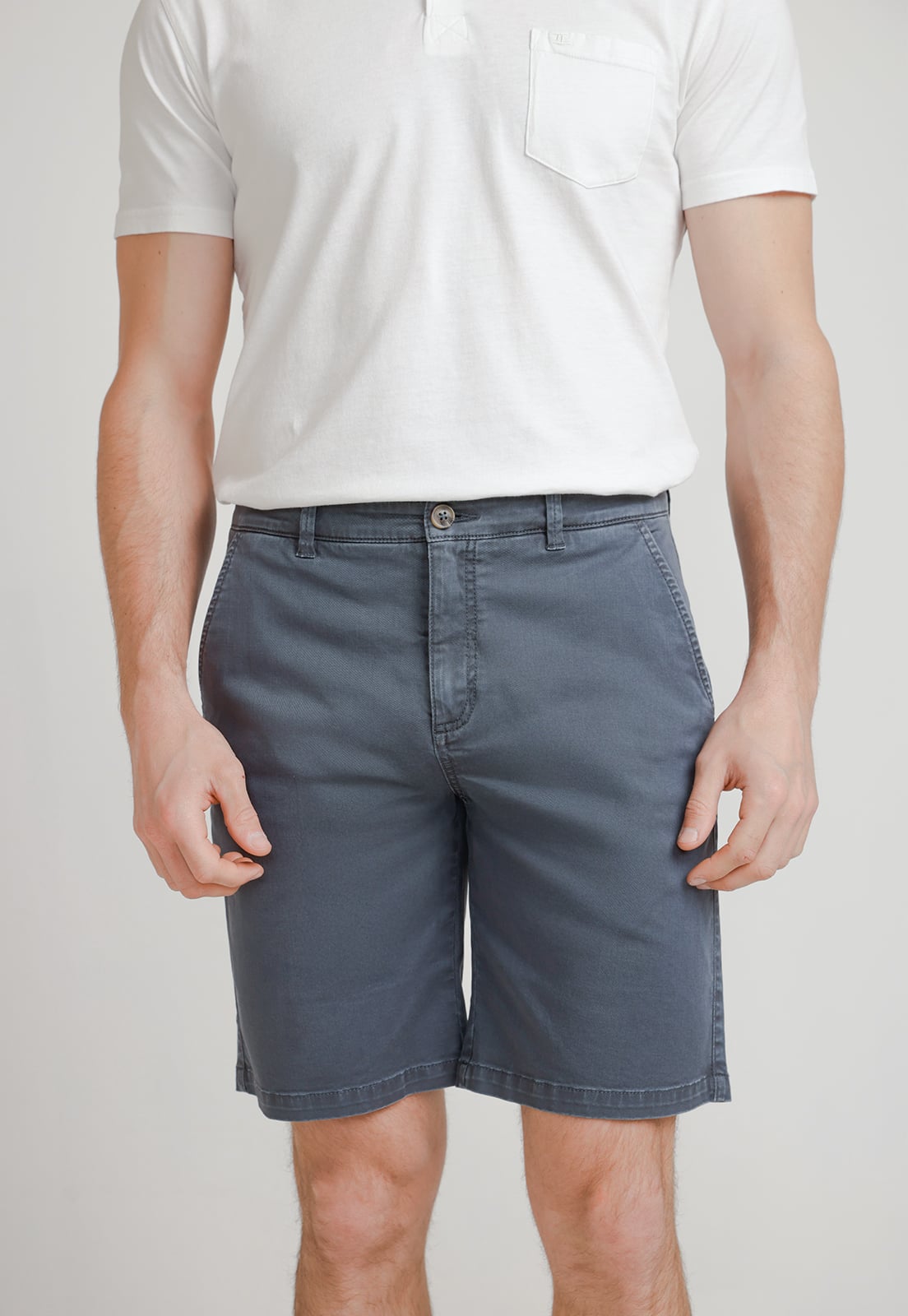 BERMUDA HOMBRE ALGODON LISO SLIM VALERIO AZULINO - 1