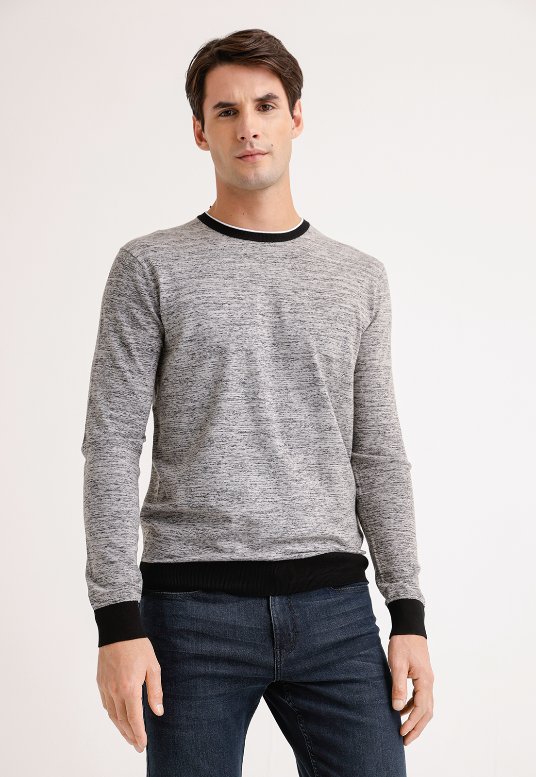 SWEATER CUELLO REDONDO NEGRO HOMBRE - 1