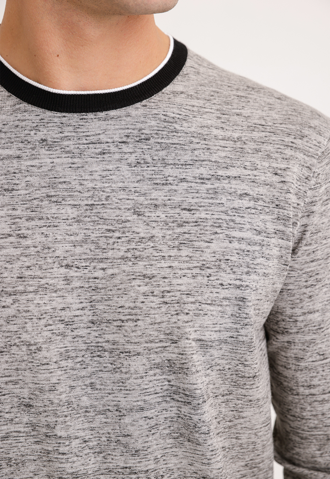 SWEATER CUELLO REDONDO NEGRO HOMBRE - 3