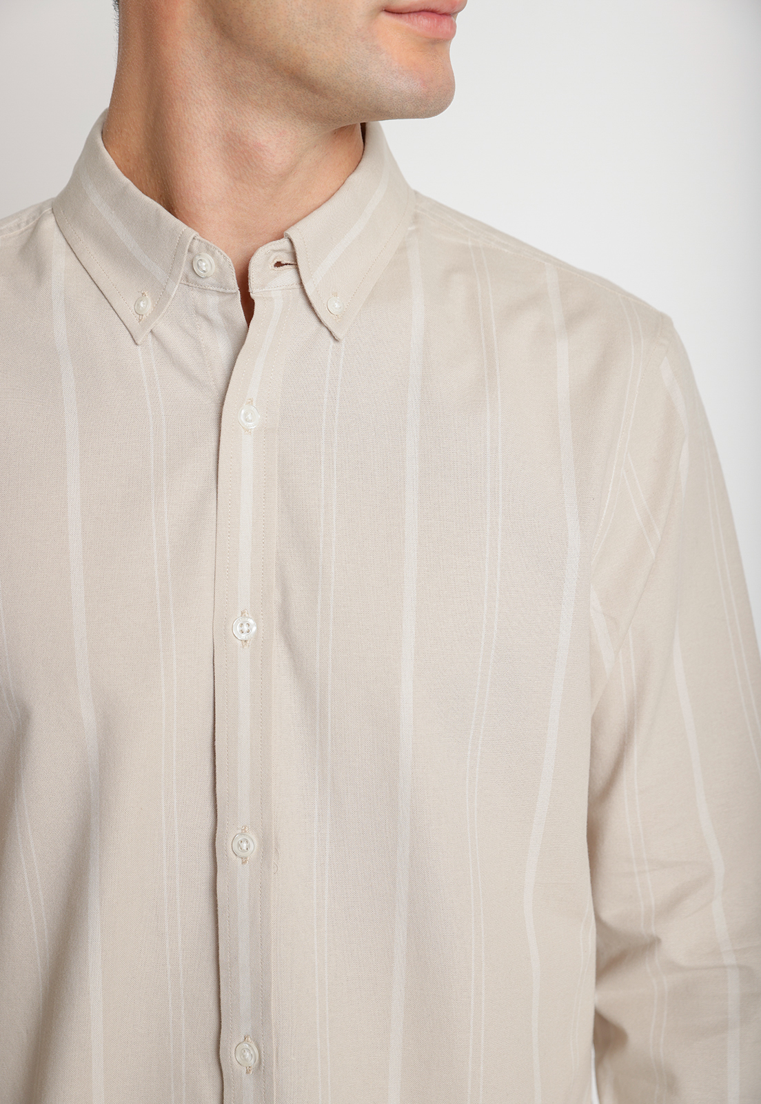 CAMISA HOMBRE MANGA LARGA OXFORD LISTADA BEIGE - 3