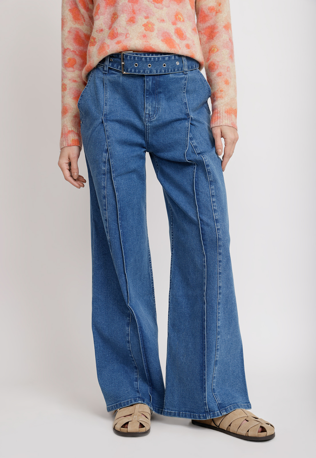 JEANS PIERNA ANCHA CELESTE AMBROSE MUJER - 1