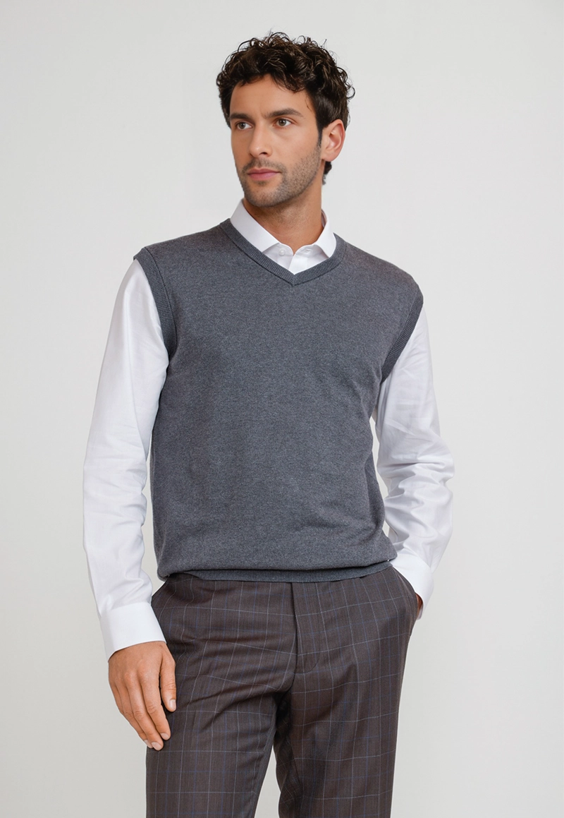 SWEATER CUELLO V SIN MANGAS ALGODON SEDA GRIS - 1