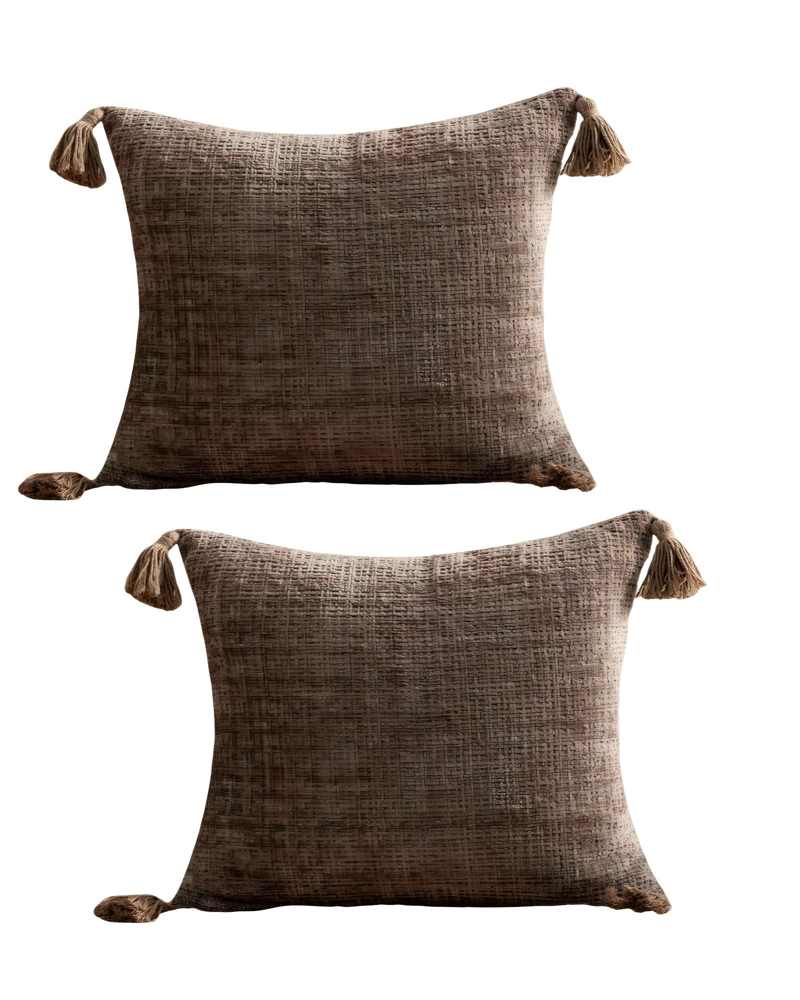SET DE 2 FUNDAS DE COJIN CHENILLE CON BORLAS 45X45 CAFE - 1