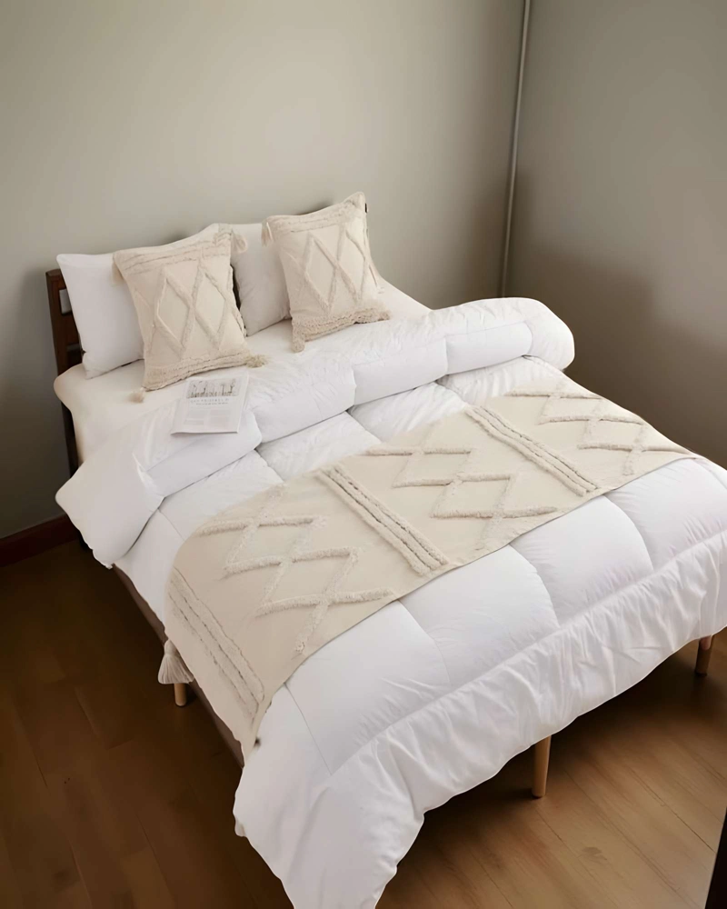 PIECERA BORDADA CON DOS FUNDAS MODELO BOHO BEIGE 01 - 4