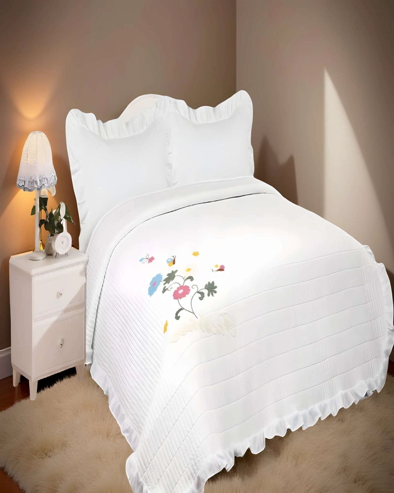 CUBRECAMA QUILT DE VERANO CON FLORES BORDADAS 2 PLAZAS BLANCO - 4