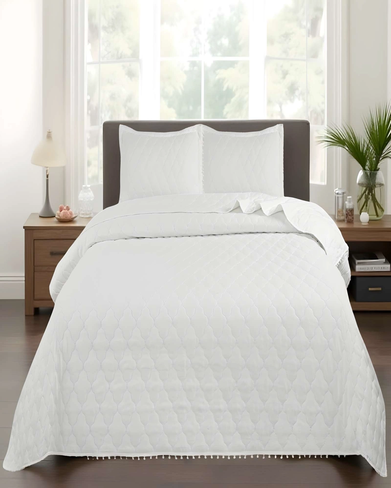 CUBRECAMA QUILT DE VERANO CON POMPONES PLAZA Y MEDIA BLANCO - 4