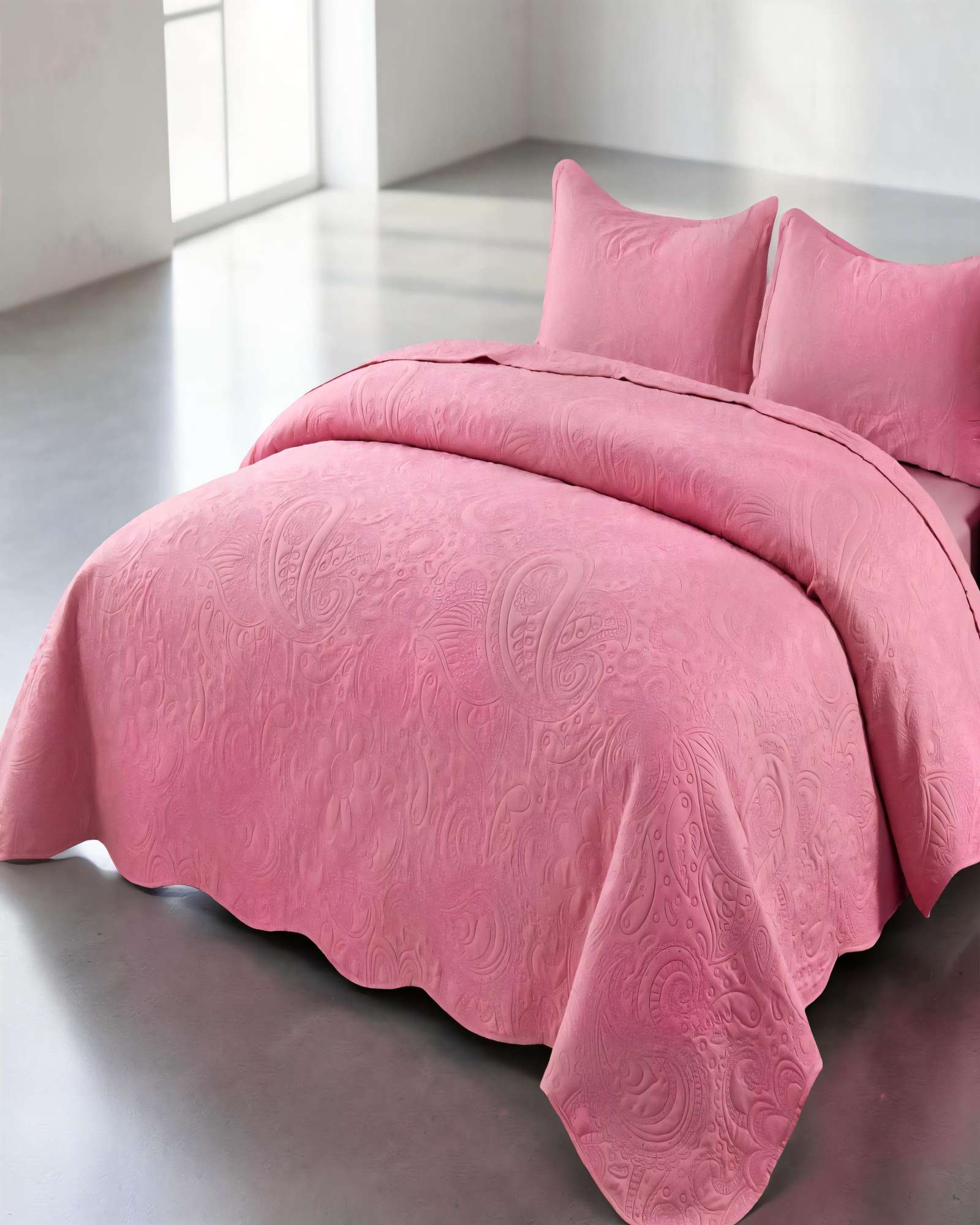 CUBRECAMA QUILT DE VERANO 1,5 PLAZAS CON RELIEVE COLOR ROSADO - 3