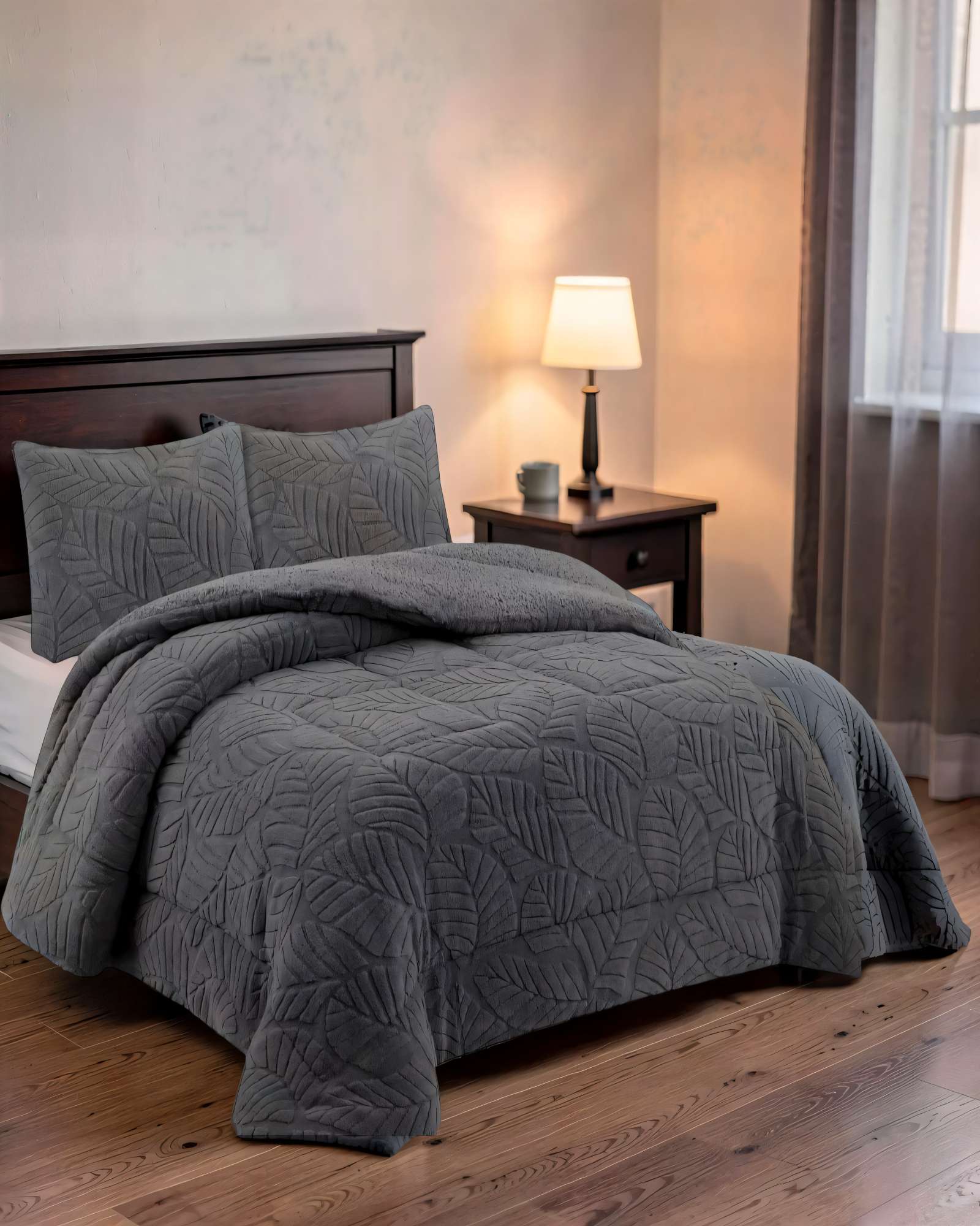 CUBRECAMA CON RELIEVE EN FORMA DE HOJAS KING COLOR GRIS - 3