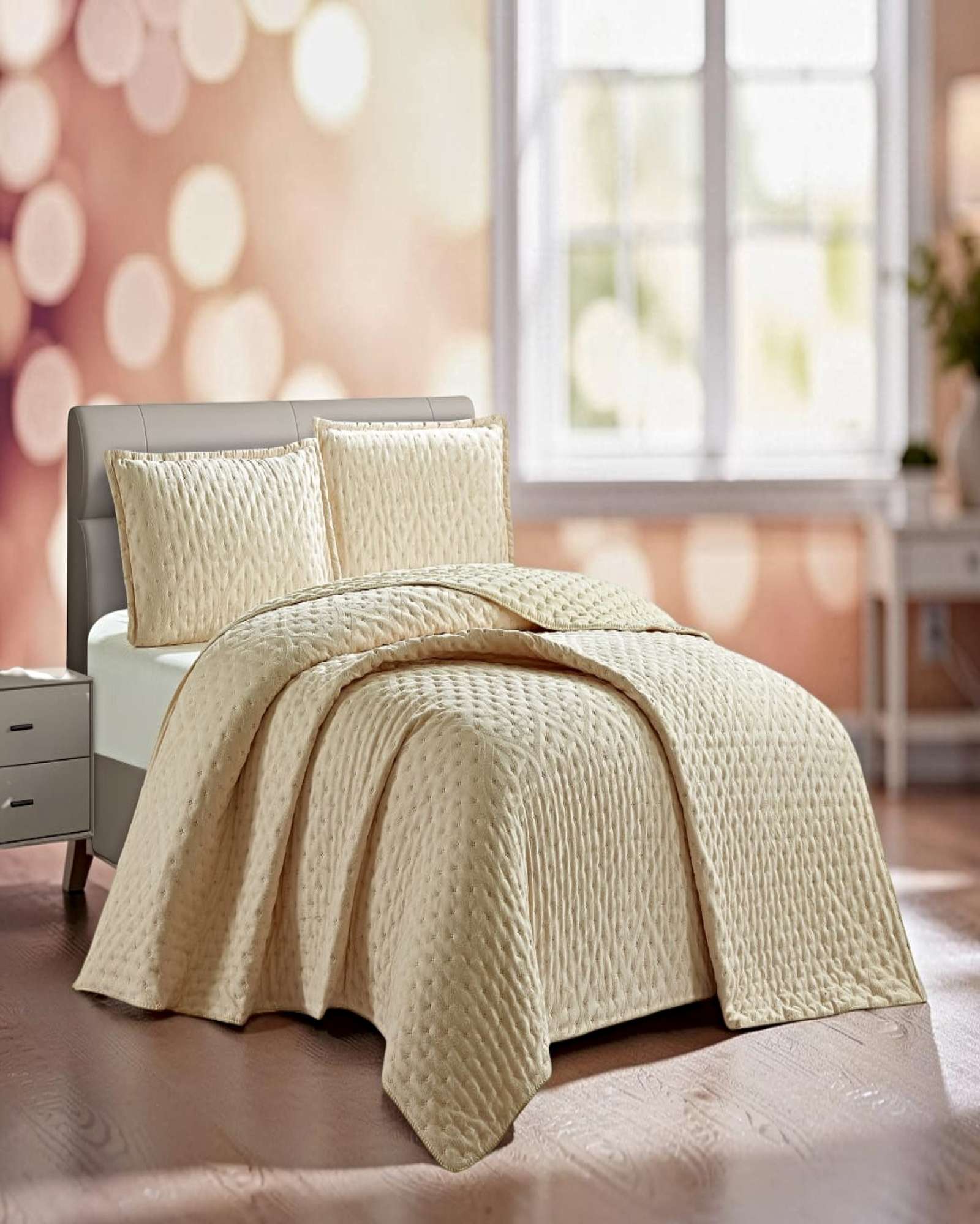 CUBRECAMA DELGADO SEMI ACOLCHADO PLAZA Y MEDIA 180X230 CM BEIGE 02 - 4