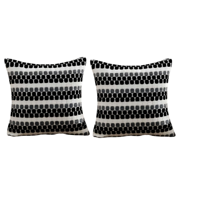 SET DE 2 FUNDAS DE COJIN CON DISEÑO DE PUNTOS COLOR NEGRO - 4