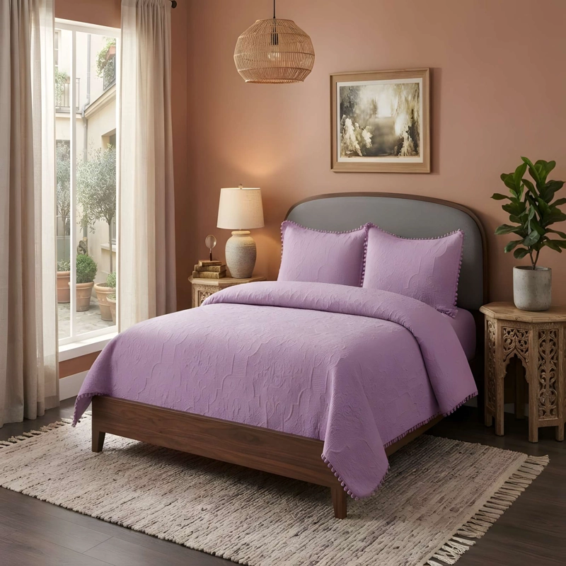 CUBRECAMA CON POMPONES KING COLOR MORADO - 3