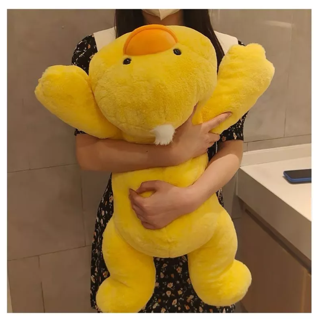 Juguetes De Peluche De Pato Amarillo Acompañan A La Muñeca Juguetes De Peluche De Pato Amarillo Acompañan A La Muñeca