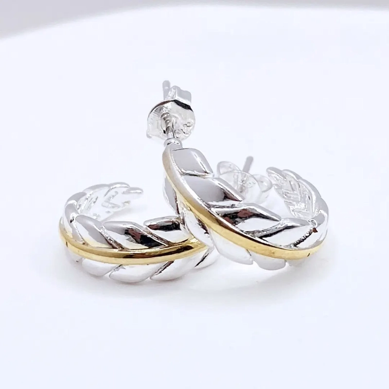 Aros Argolla Pluma Plata 925 Linea Dorada Oro 14K, Nordvik London - 2