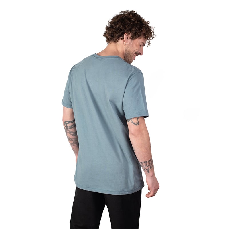 POLERA HOMBRE CORTO CON BOLSILLO QUILLAY - 2