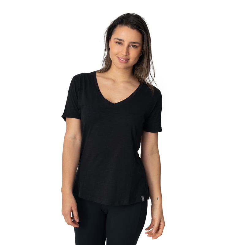 POLERA TARA ESCOTE EN V SUSTENTABLE LENGA® - 1