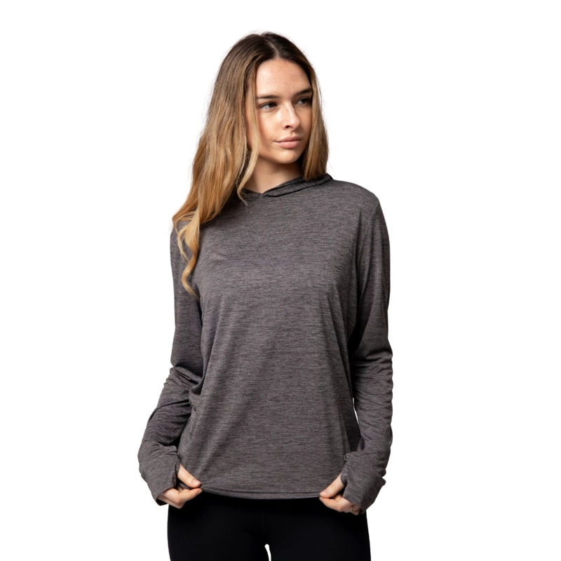 POLERA MUJER GRIT-DRY MANGA LARGA CON CAPUCHA NAYLA LENGA UPF+50 - 1