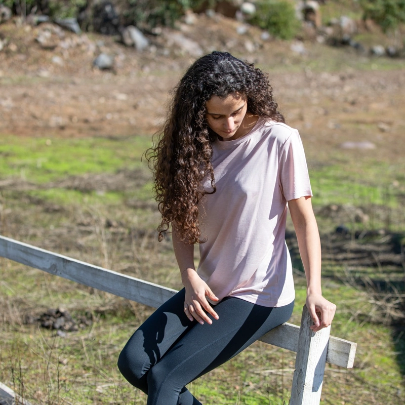 POLERA MUJER GRIT-DRY MANGA CORTA NAI LENGA UPF+50 - 4