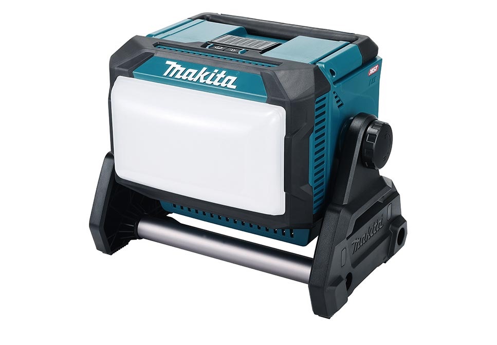 FOCO MAKITA ILUMINACIÓN LED 10.000 LÚMENES INALÁMBRICA 40V 18V ML009GX SIN CARGADOR NI BATERIA - 1