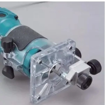 RECORTADORA 1/4' (6 MM.) 530 W. 30.000 RPM. MAKITA 3709 - 2