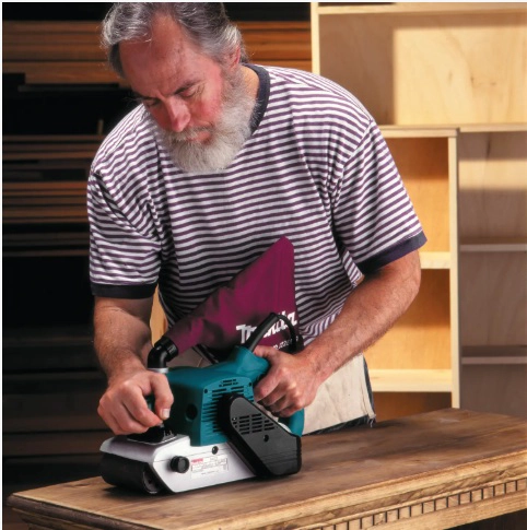 LIJADORA BANDA 100X610MM 4''X24'' MAKITA 9403 - 3
