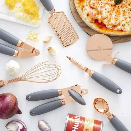 UTENSILIOS DE COCINA ABRELATA PELADOR RALLADOR BATIDOR 7 UNI - 4