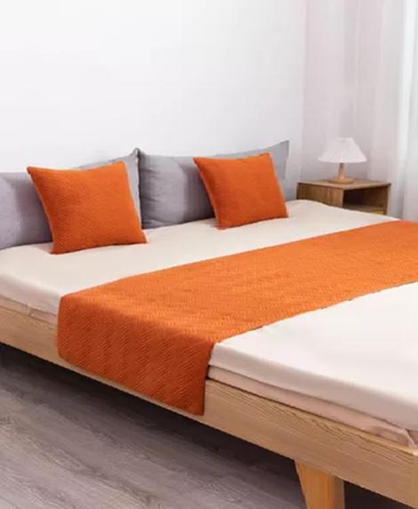 PIECERA DE CAMA TERCIOPELO PLUSH KING + 2 FUNDAS 70X210 CM COLOR NARANJA - 2