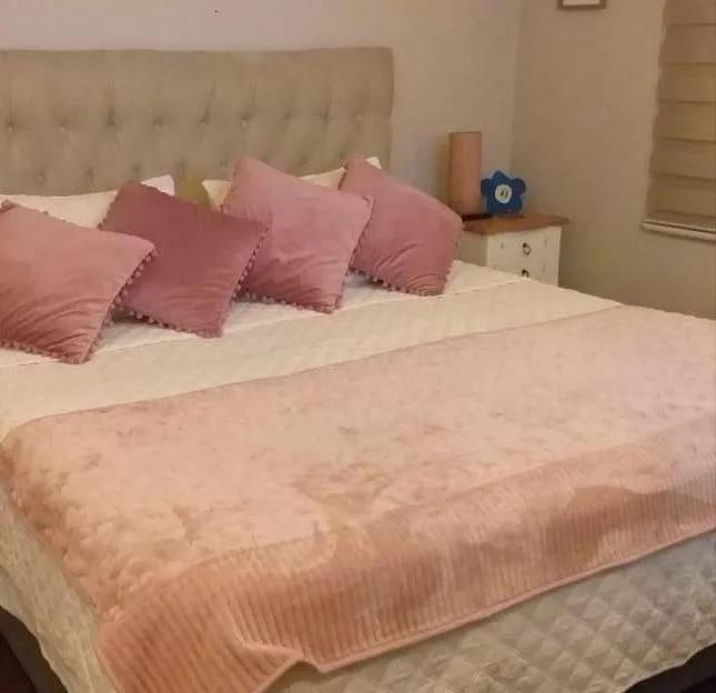 PIECERA POLAR TELA REVERSIBLE 95X210 CM COLOR PALO ROSA - 2