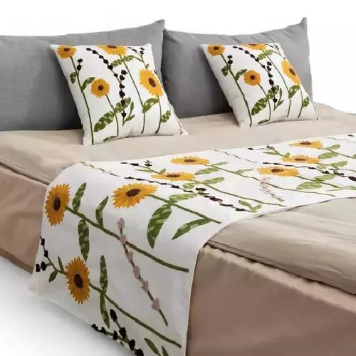 PIECERA BORDADA + 2 FUNDAS DE COJÍN DISEÑO FLORAL 7 COLOR BLANCO - 2