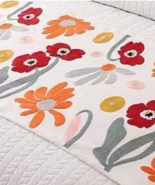 PIECERA BORDADA PARA CAMA SIN FUNDAS DE COJÍN DISEÑO 4 COLOR CREMA - 1