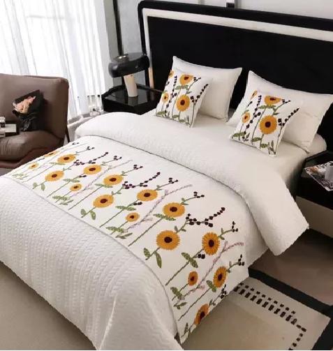 PIECERA BORDADA PARA CAMA SIN FUNDAS DE COJÍN DISEÑO 8 COLOR CREMA - 3