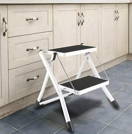 ESCALERA PLEGABLE ULTRA COMPACTA COLOR BLANCO - 4