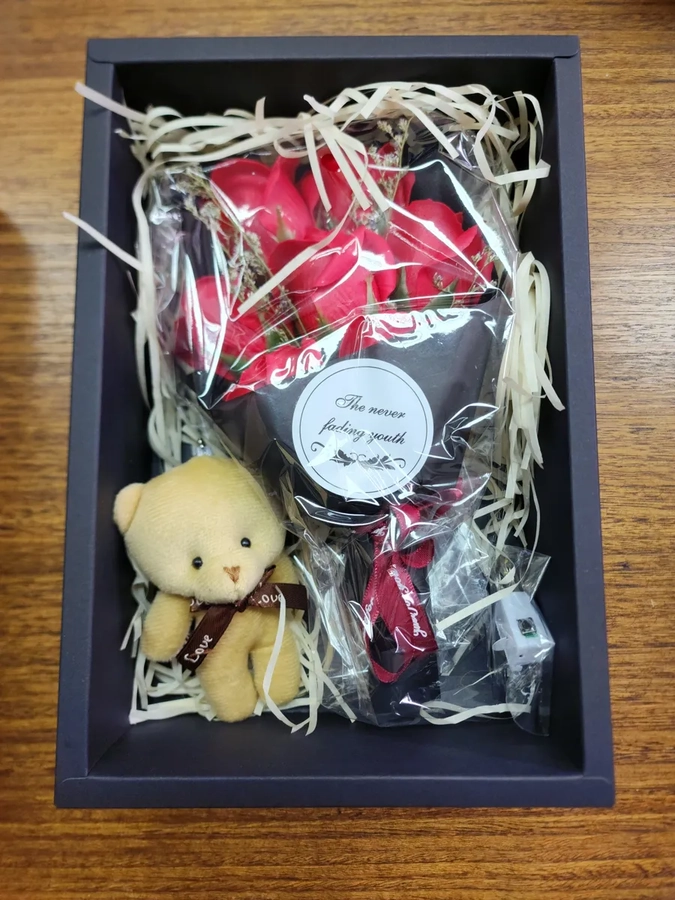 CAJA ROSAS LED REGALO SAN VALENTIN - 3