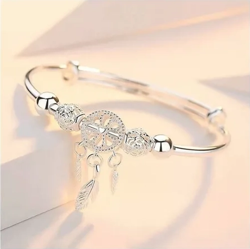 PULSERA ATRAPASUEÑOS PLATA CON BORLA Y PLUMAS - 4