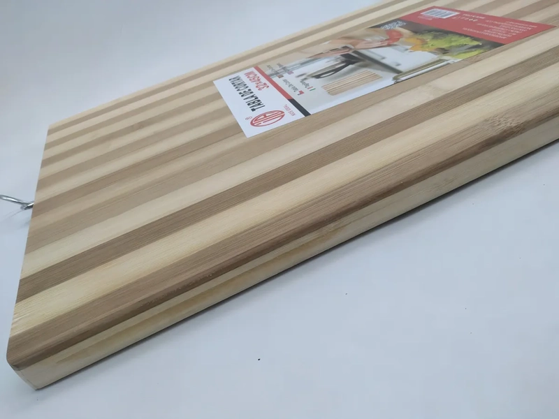 TABLA PARA PICAR DE BAMBU CON ARGOLLA 32X22X2 CM TABLA DE BAMBU - 2